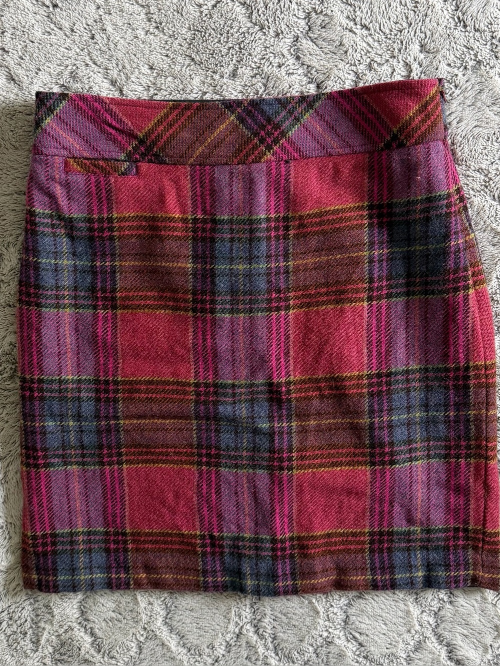 L.L. Bean Pink Plaid Wool Blend Skirt Size 12 Knee Length‎ Made In Vietnam